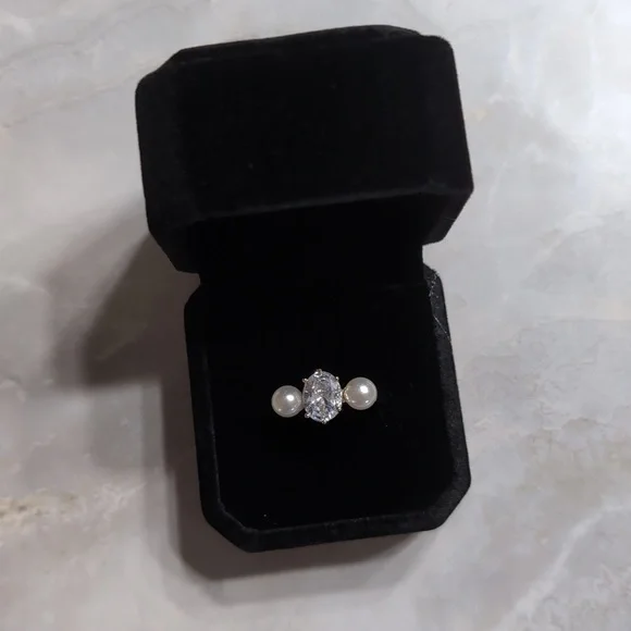 Charter Club Elegant Gold Plated Double Pearl & Crystal Ring Size 7 NWOT - Picture 8 of 8